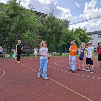 tmp_b0ed5767-dc2c-4d1a-8bc5-4c9982f92ff1.jpeg