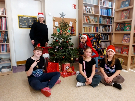 Świąteczne zajęcia w Klubie Fotograficznym 13